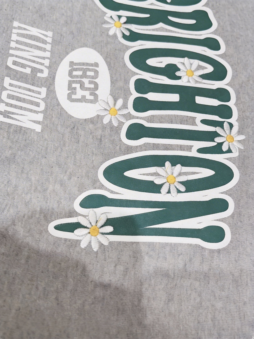 Brighton 雛菊刺繡寬鬆T-shirt
