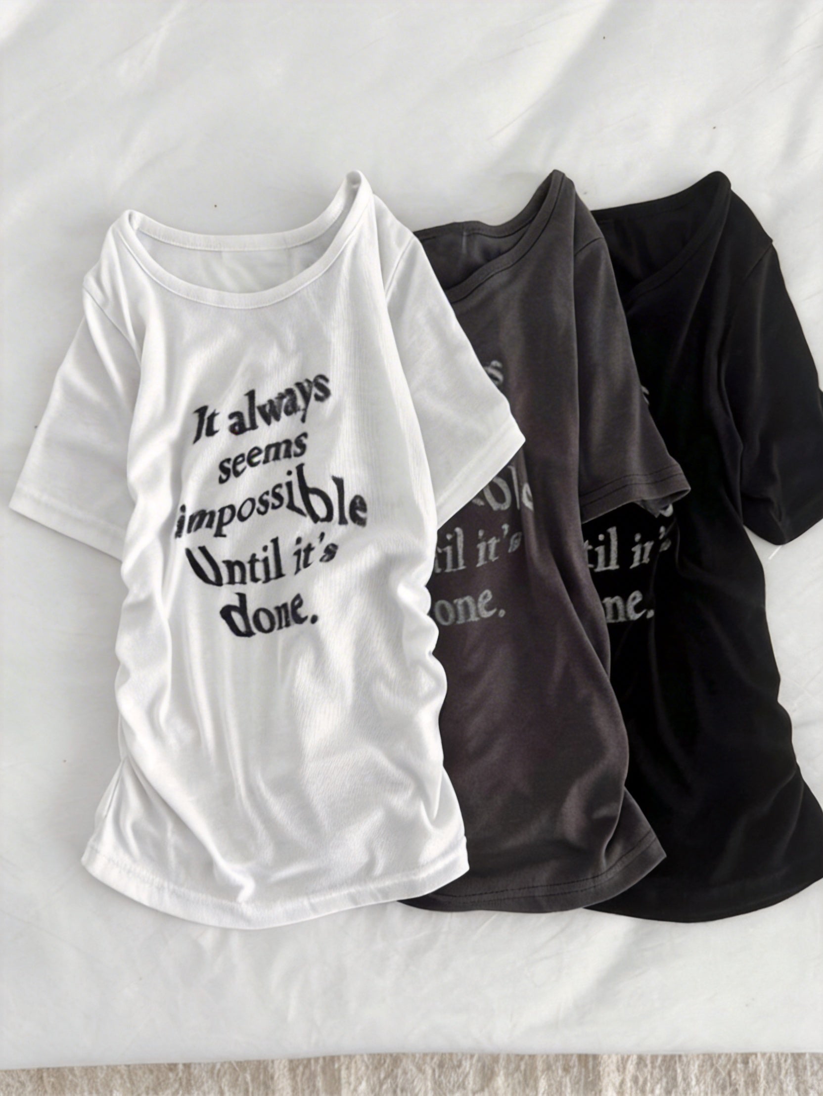 修身印花復古短袖T-shirt (3 COLOURS)