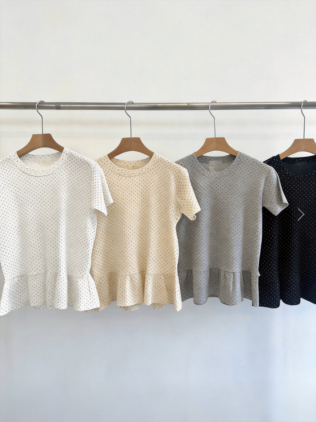 短袖圓點茱蒂荷葉邊T-shirt (4 COLOURS)